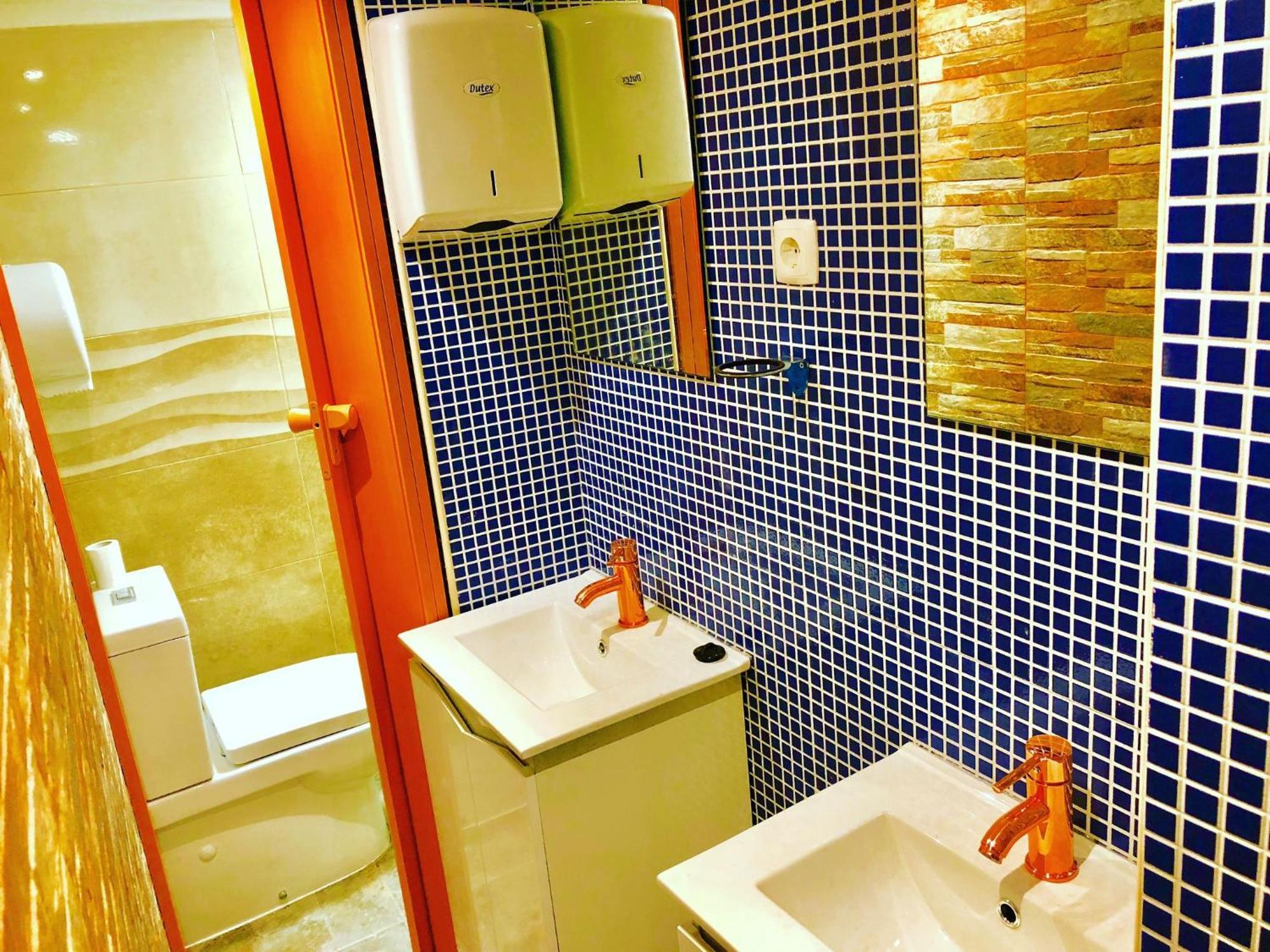 In - 4lisbon Downtown Private Bedroom View Gasthof