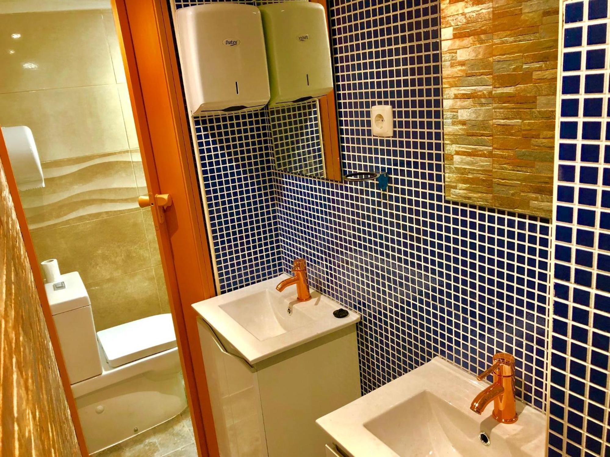 In - 4lisbon Downtown Private Bedroom View Guest house *